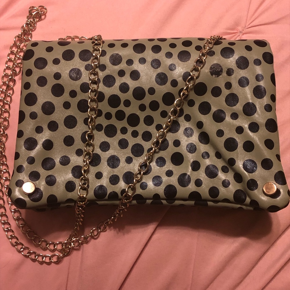 Urban Outfitters | Kimchi Blue Small cross bag
